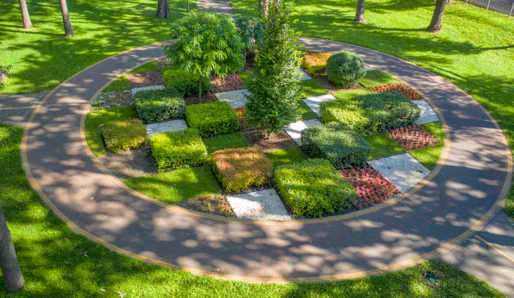 Why Upgrade to a Paver Driveway in Tampa & Central Florida?
