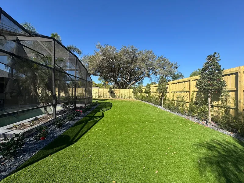 Artificial Turf & Custom Fence Installation in Sanford, FL
